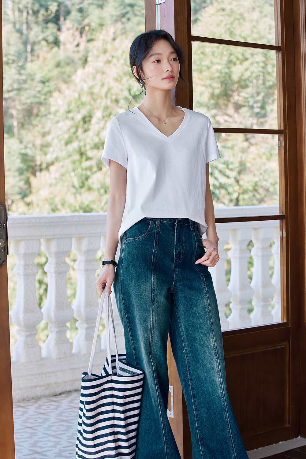 Dopamine Solid Color Casual Versatile V-Neck Loose Top-VIMLYSTORE