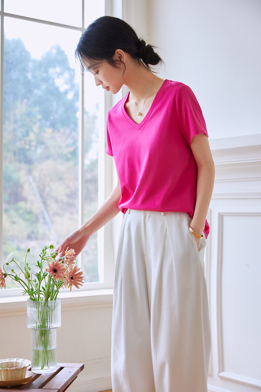 Dopamine Solid Color Casual Versatile V-Neck Loose Top-VIMLYSTORE