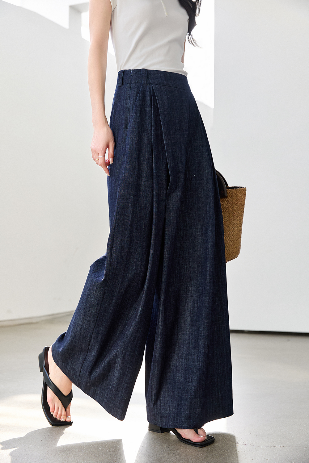 Relaxed Retro High Waist Loose Slimming Wide Leg Jeans-VIMLYSTORE