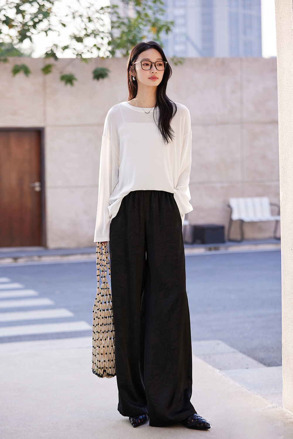 Elastic-Waist Wide-Leg Trousers with Fluid Drape-VIMLYSTORE