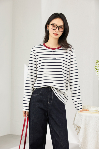 Slim-Fit Contrast Sleeve Tee with Embroidered Lettering-VIMLYSTORE