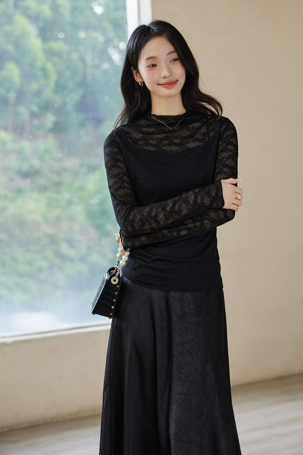 Slim-fit Layering Semi-turtleneck Lace Long Sleeve T-shirt-VIMLYSTORE