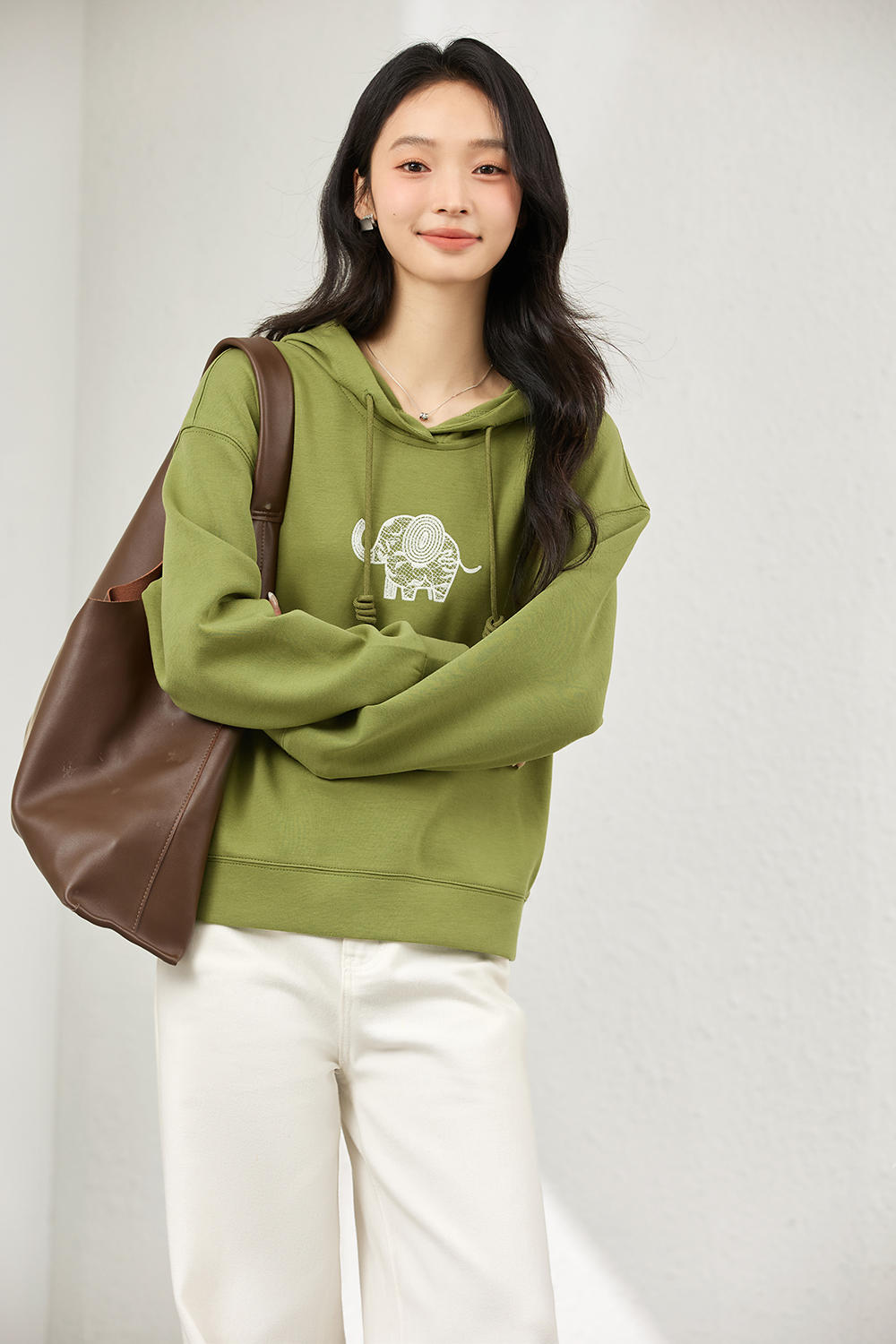 Elephant Embroidered Casual Pullover Hoodie-VIMLYSTORE