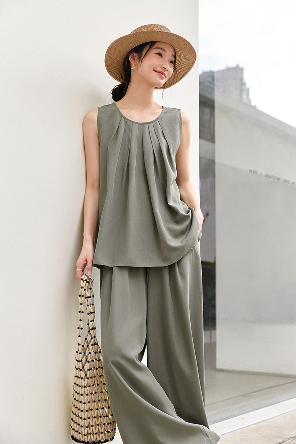 Trendy Casual Sleeveless Halter Top with High-Waist Wide-Leg Pants Set-VIMLYSTORE