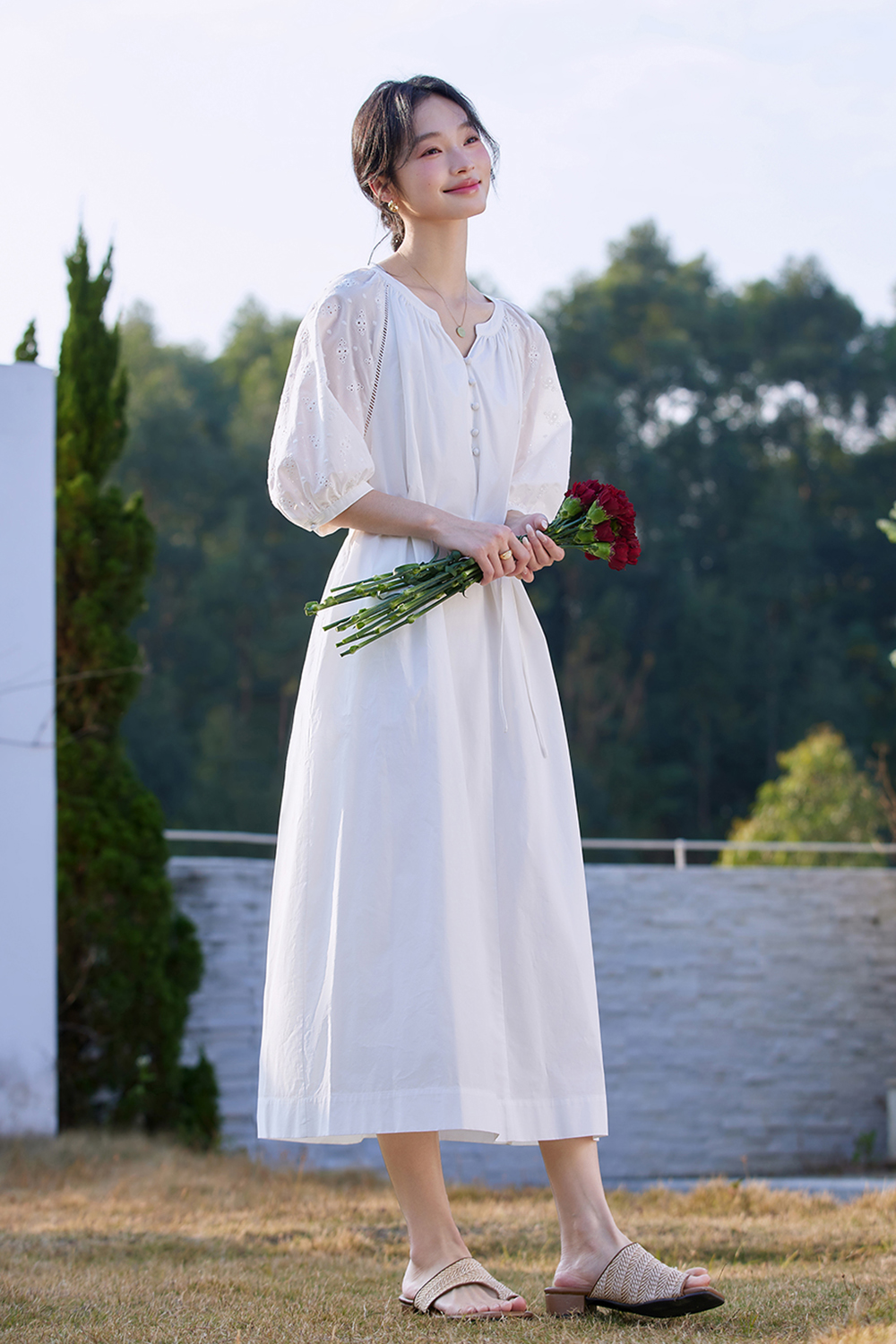 Breathable Floral Embroidery V-Neck Slimming Maxi Dress-VIMLYSTORE