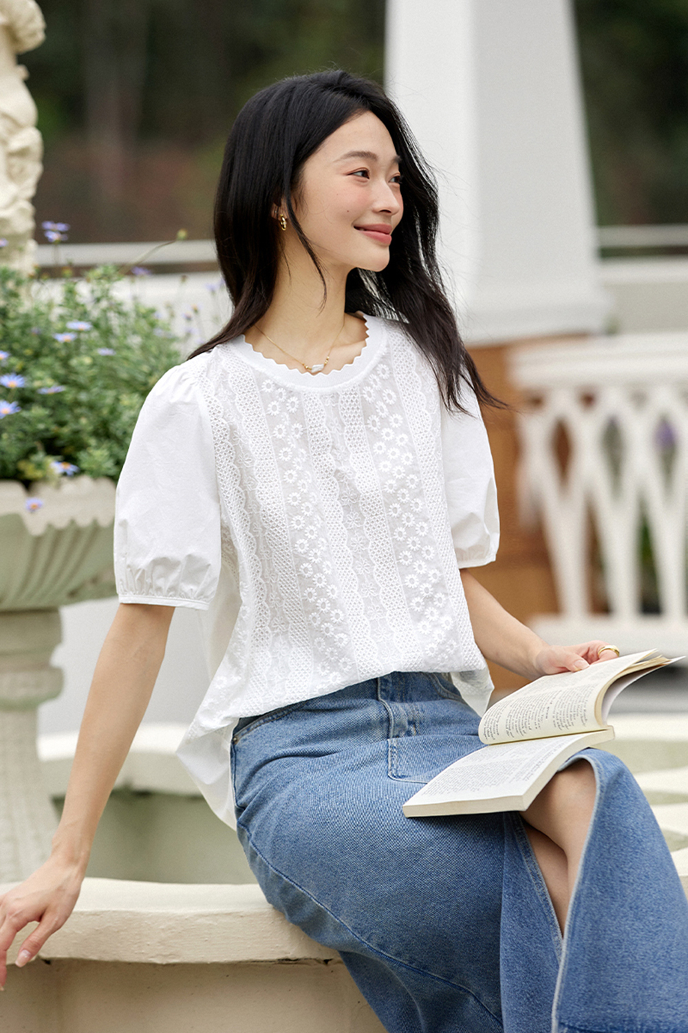 Casual Embroidered Puff-sleeve Cotton Top