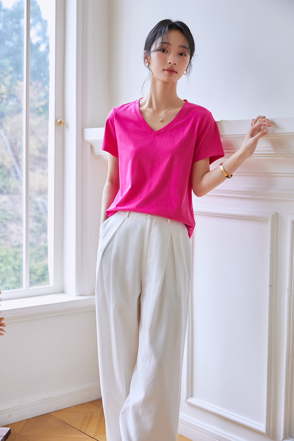 Dopamine Solid Color Casual Versatile V-Neck Loose Top-VIMLYSTORE