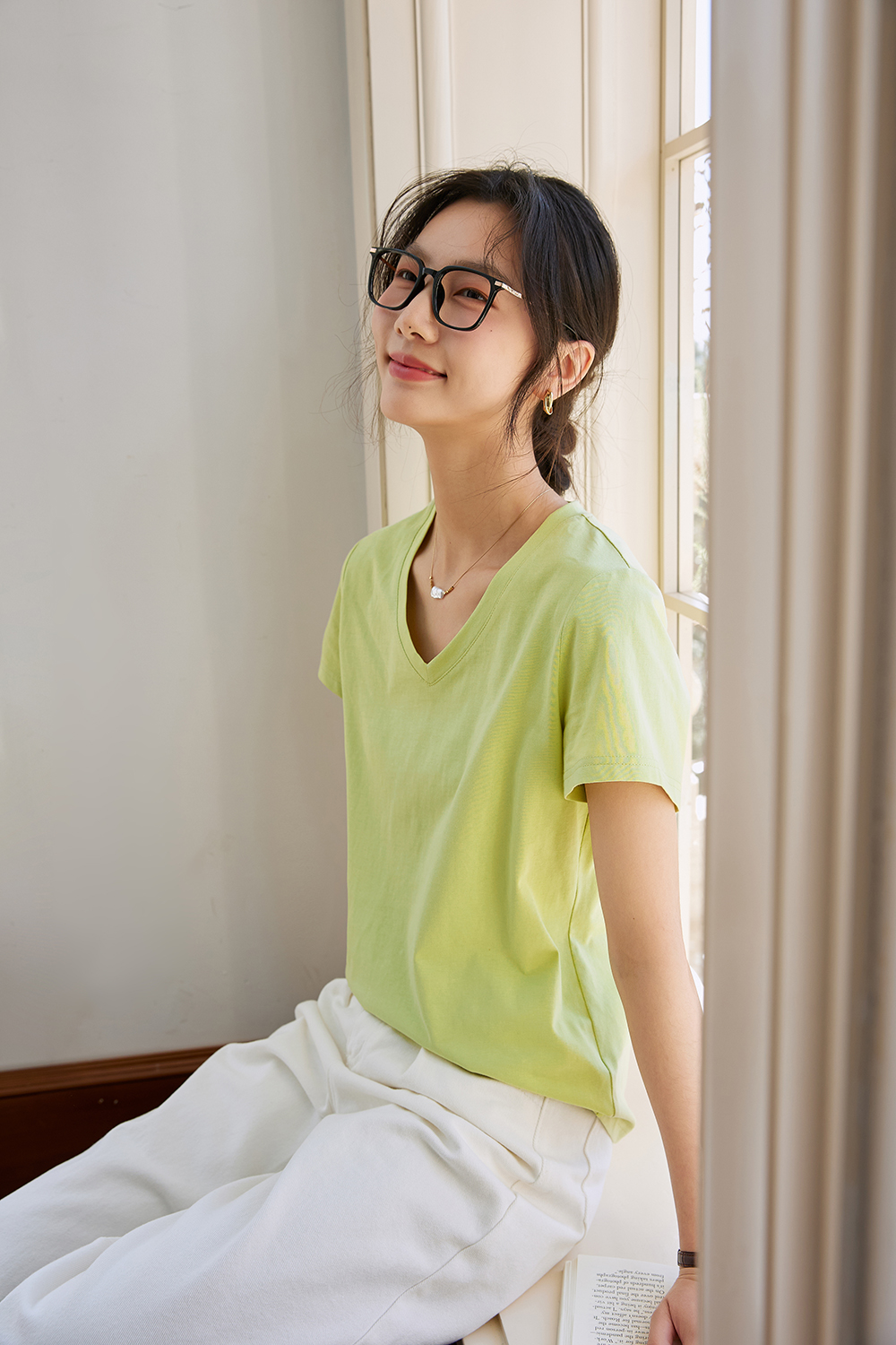 Dopamine Solid Color Casual Versatile V-Neck Loose Top-VIMLYSTORE