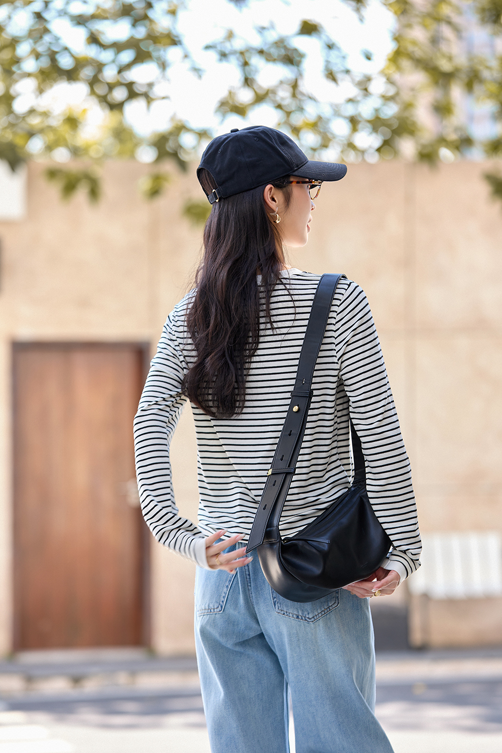 Black & White Striped Wool-Blend Relaxed Tee-VIMLYSTORE