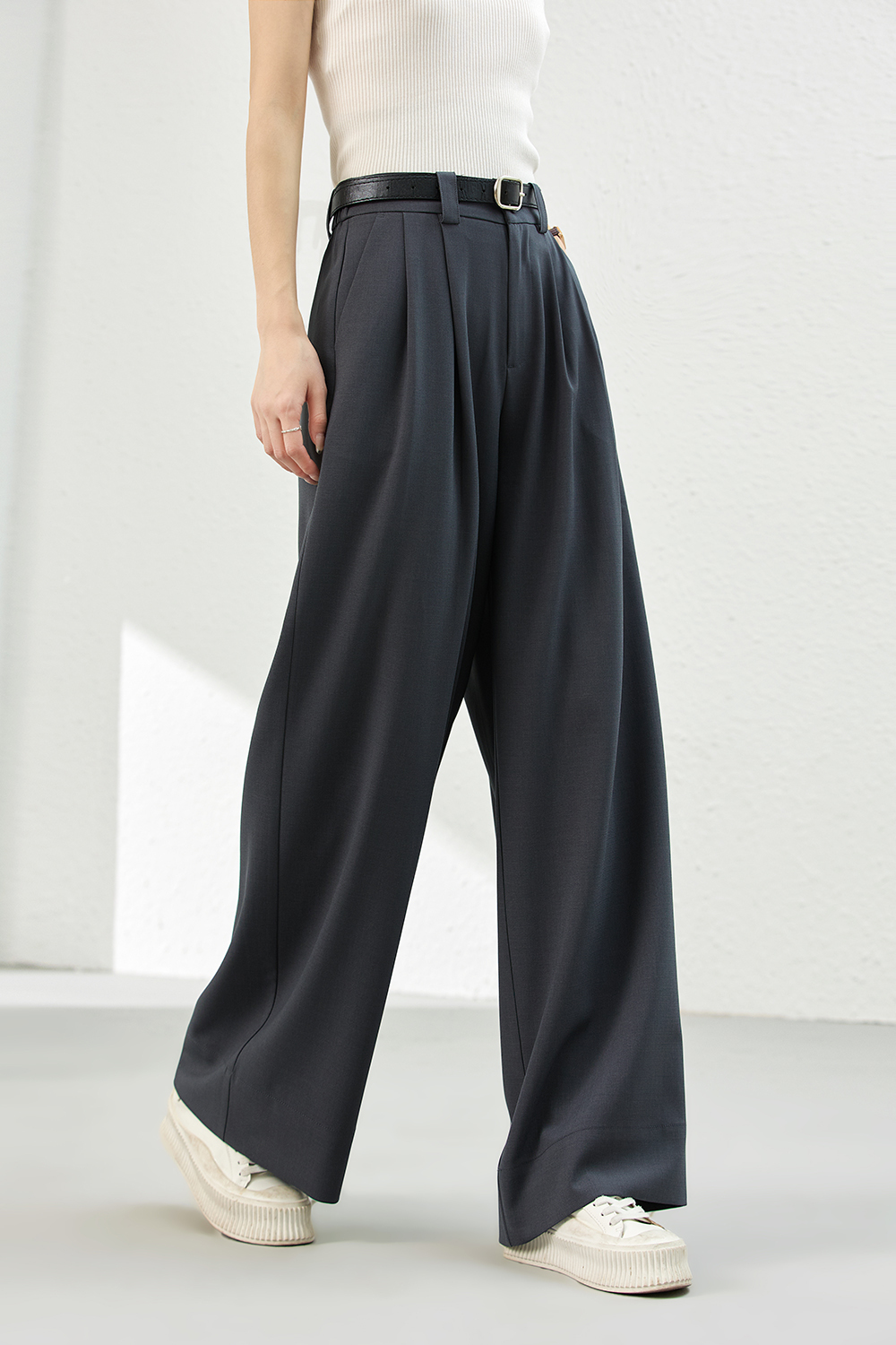 Pleated Wide-Leg Dress Pants with Relaxed Waist-VIMLYSTORE