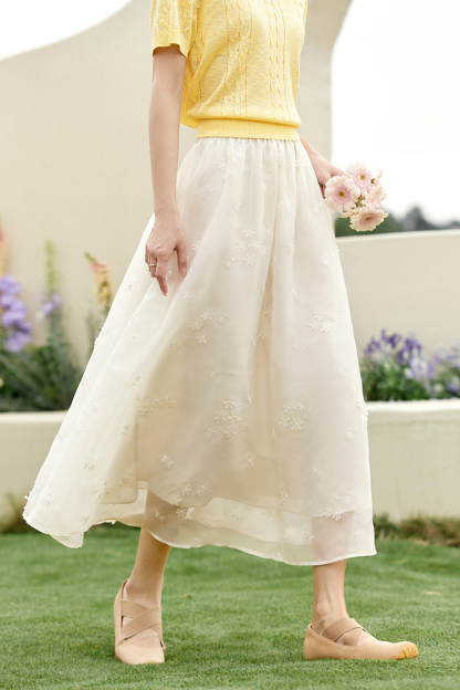 Feminine Slim-Fit 3D Floral Embroidered A-Line Skirt
