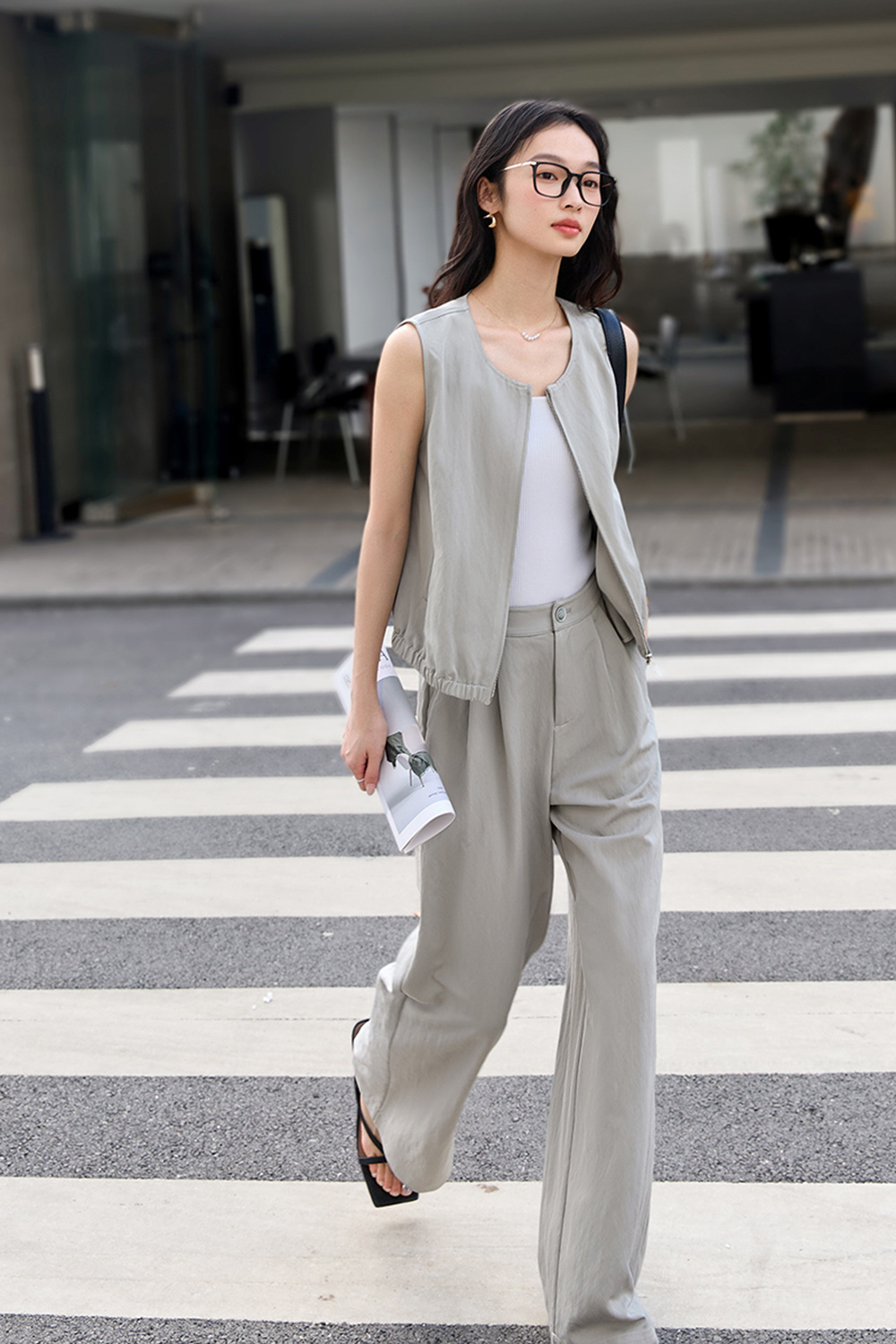 Fashion Casual Sleeveless Top with Wide-Leg Pants Two-Piece Set