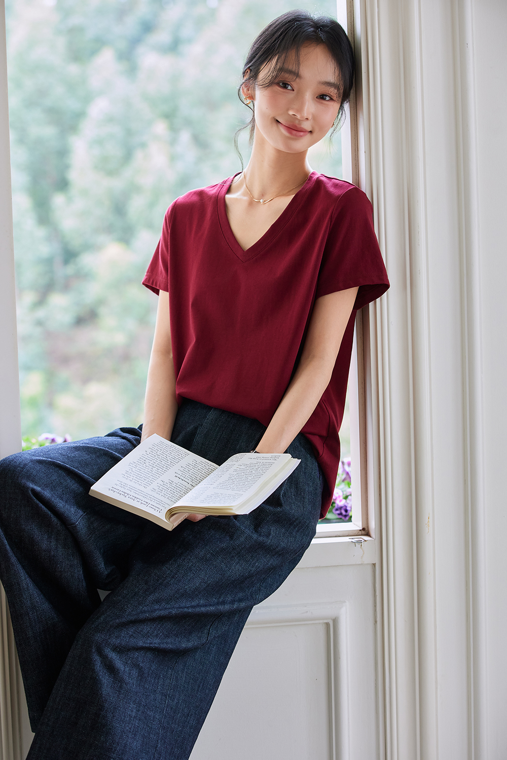 Dopamine Solid Color Casual Versatile V-Neck Loose Top-VIMLYSTORE