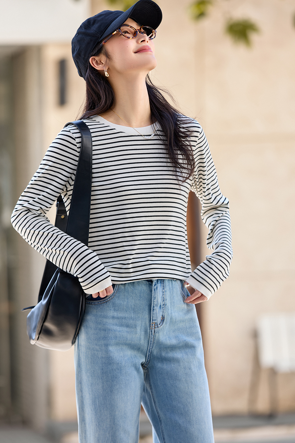 Black & White Striped Wool-Blend Relaxed Tee-VIMLYSTORE