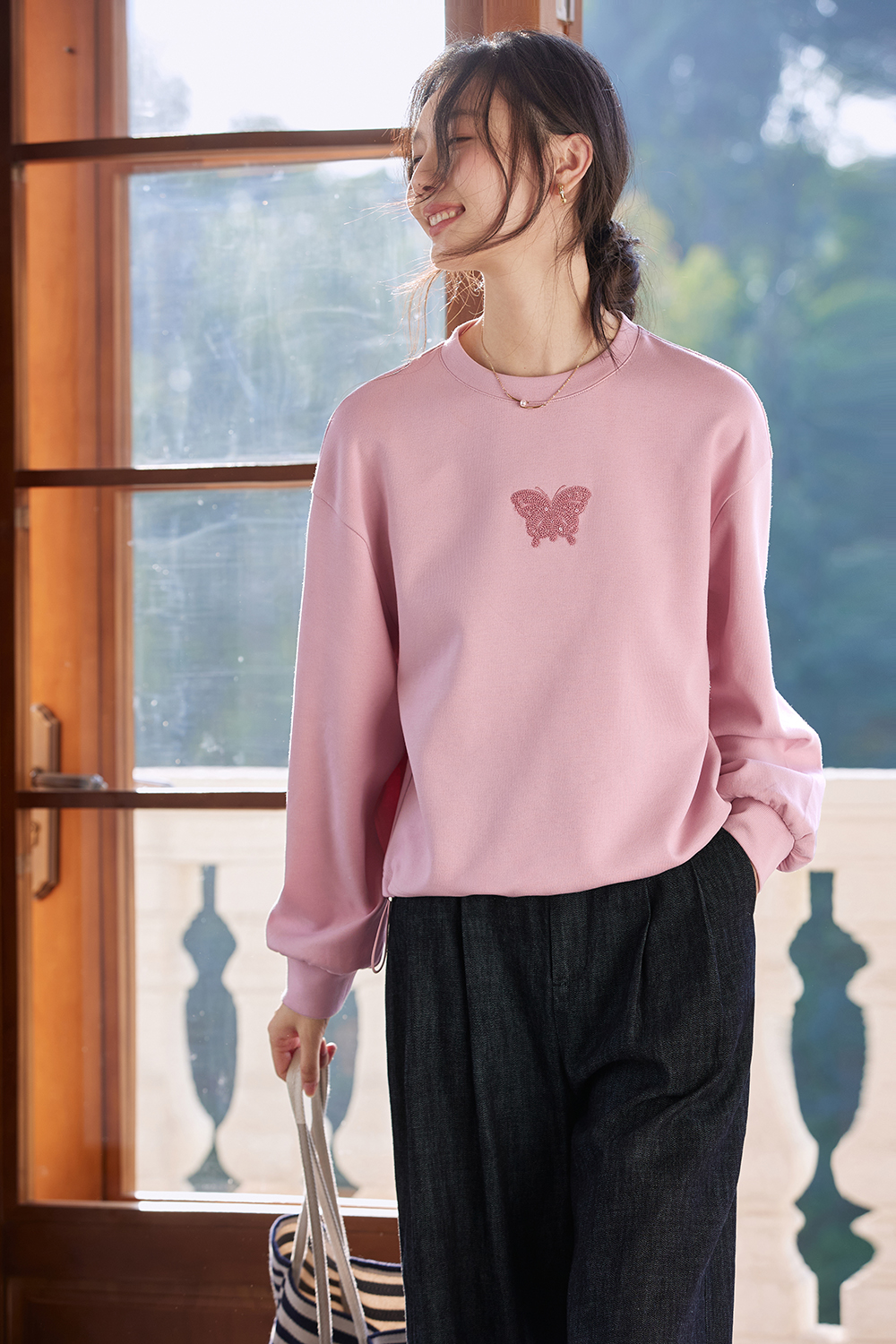Butterfly-Embroidered Oversized Crewneck Sweatshirt-VIMLYSTORE