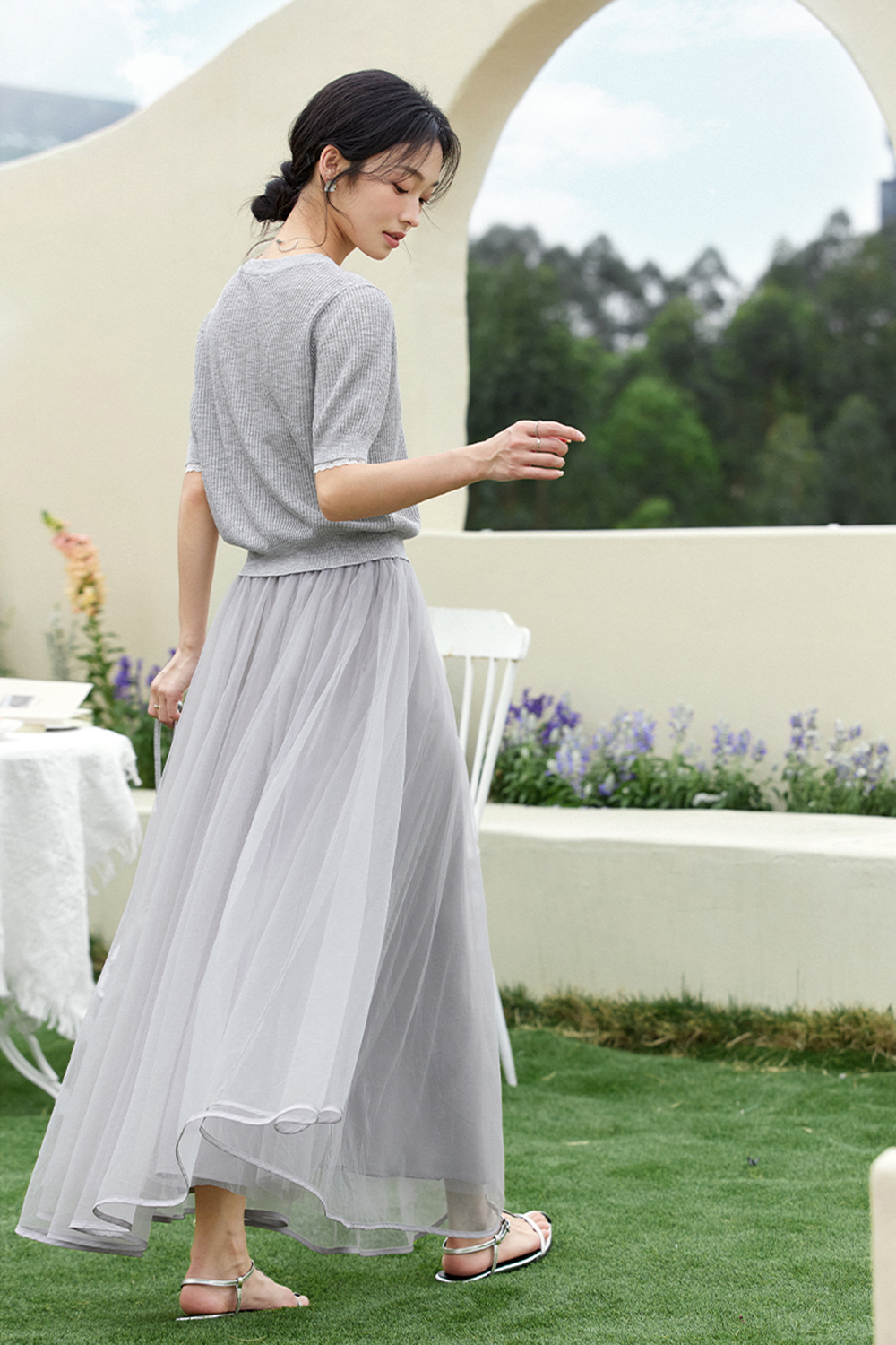 Lace Splicing Top and Mesh dress Gentle Suit