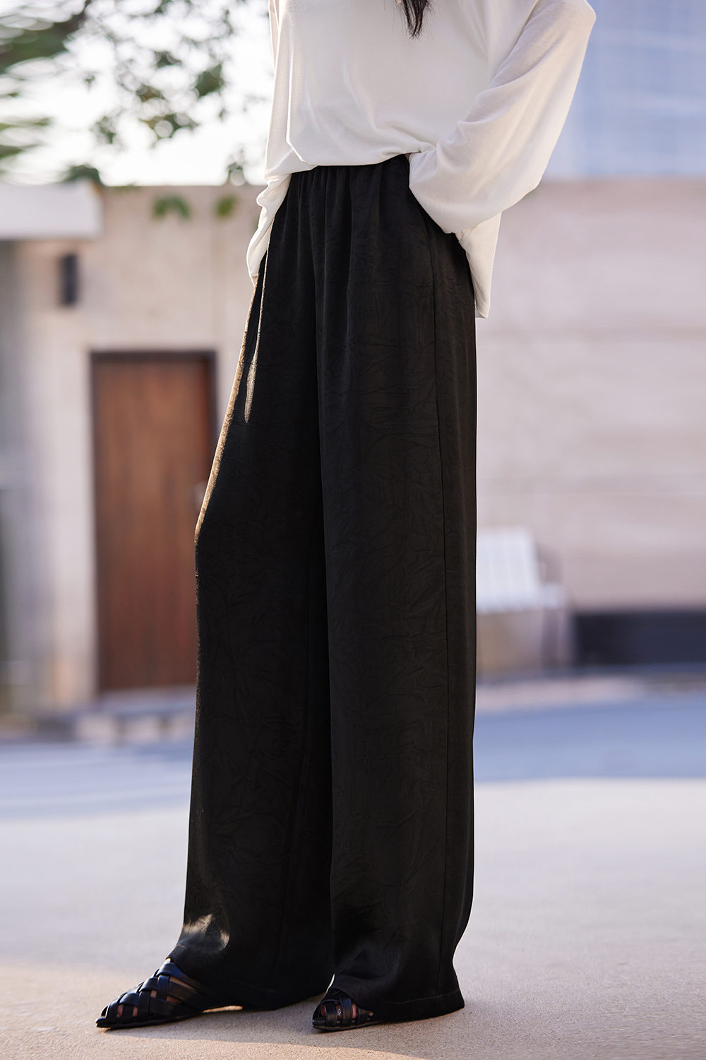 Elastic-Waist Wide-Leg Trousers with Fluid Drape-VIMLYSTORE