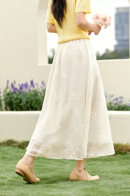Feminine Slim-Fit 3D Floral Embroidered A-Line Skirt