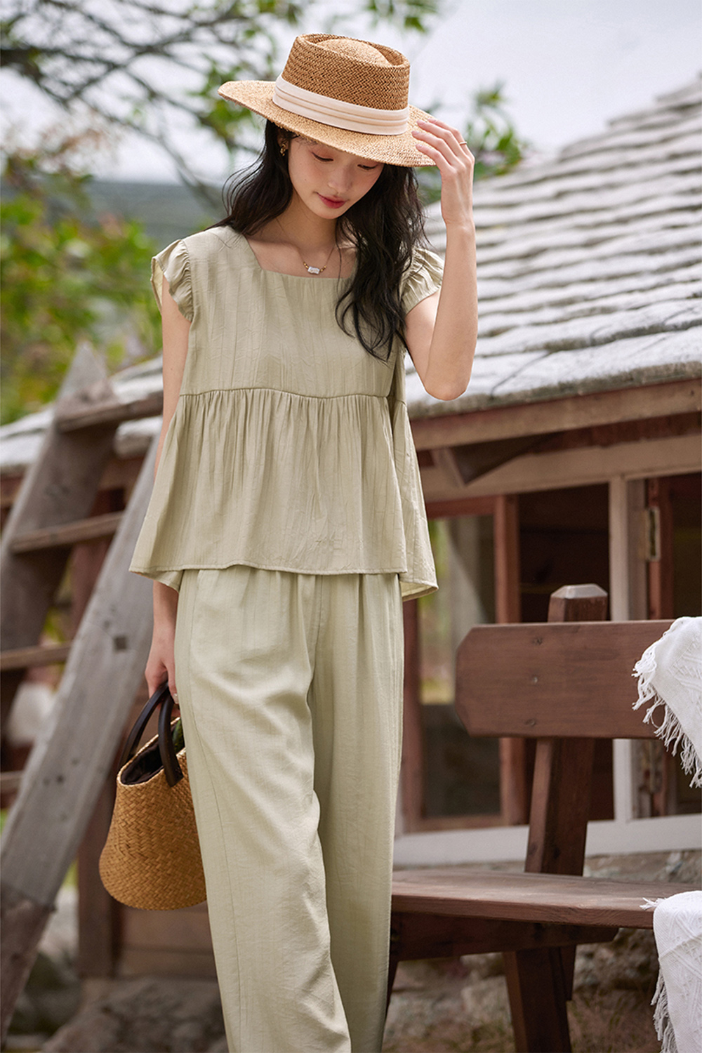Elegant Casual Flutter Sleeve Top with Wide-Leg Pants Set