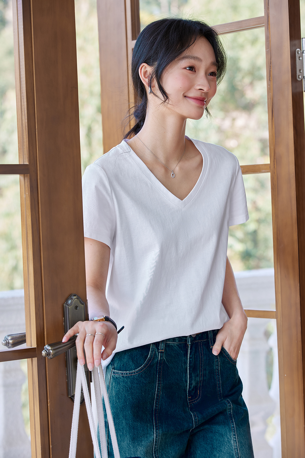 Dopamine Solid Color Casual Versatile V-Neck Loose Top-VIMLYSTORE