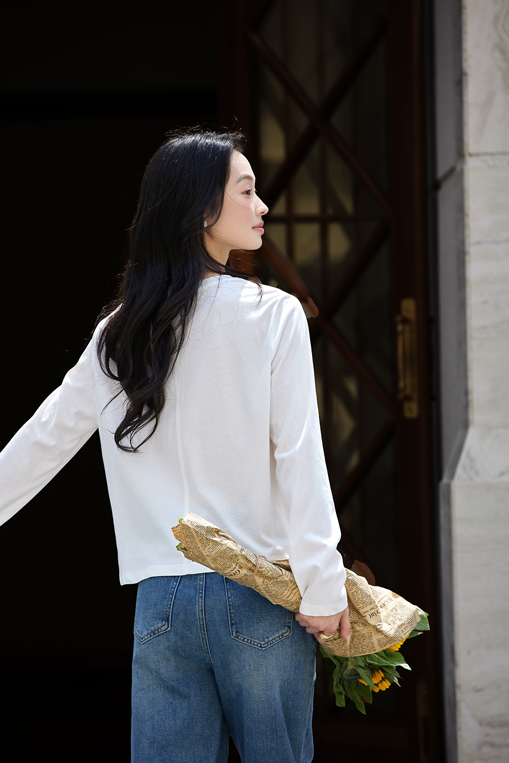 Essential Crewneck Layering Tee-VIMLYSTORE