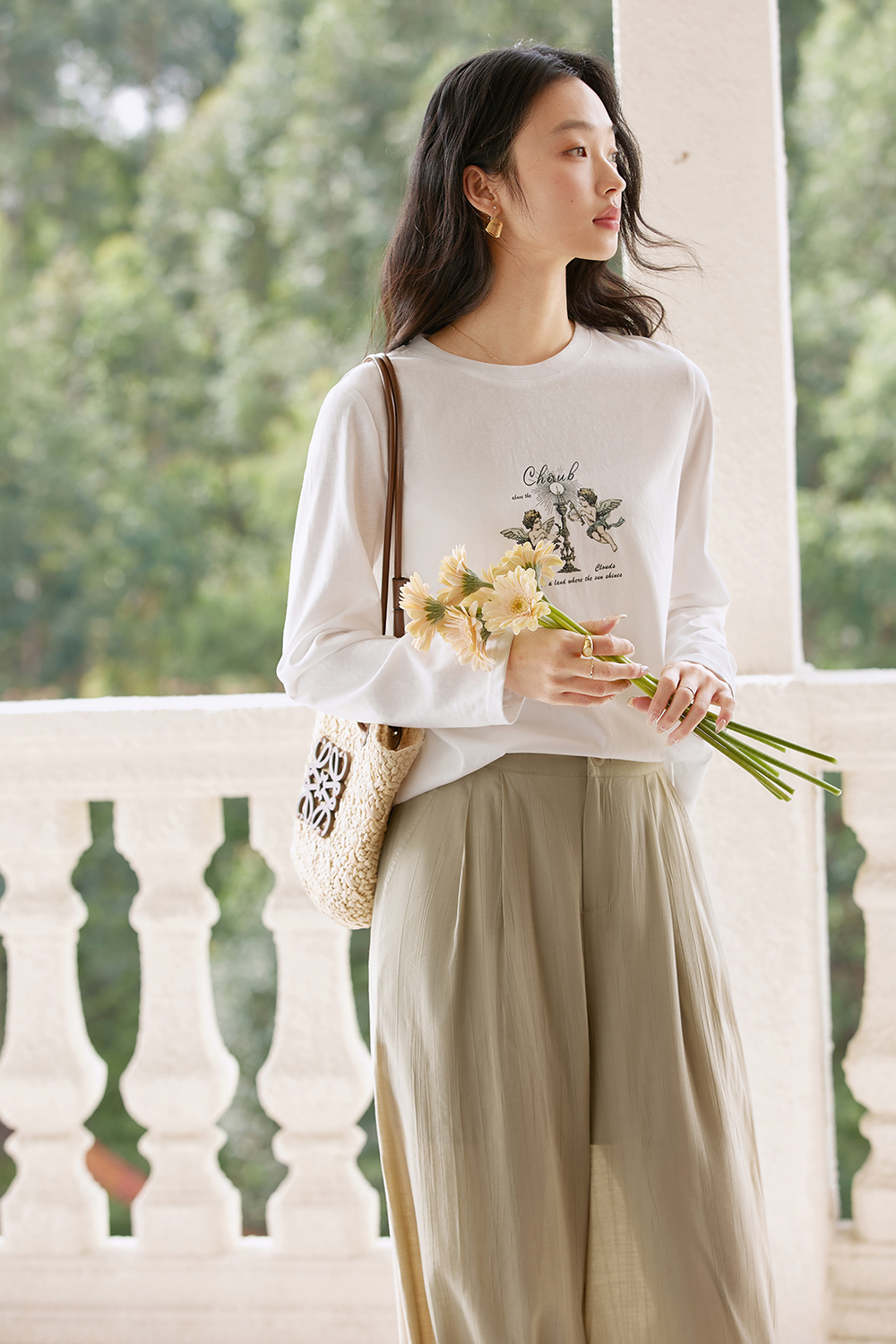 Relaxed Fit Long-Sleeve Tee with Cherub Print-VIMLYSTORE