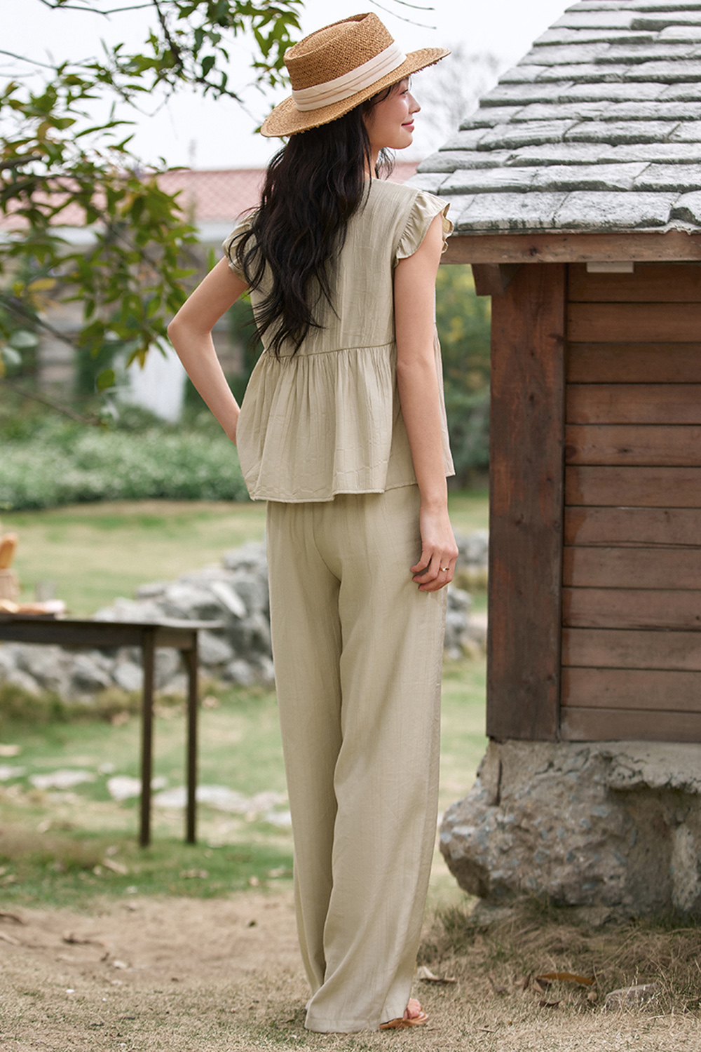 Elegant Casual Flutter Sleeve Top with Wide-Leg Pants Set
