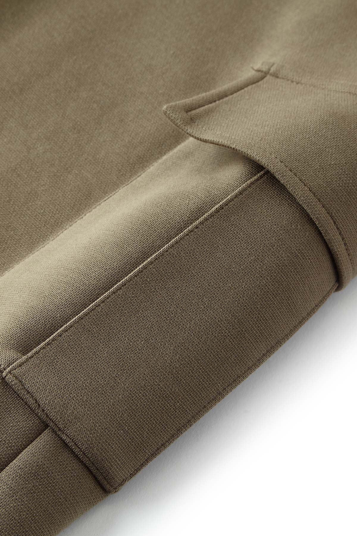 Casual Sporty-Style Outfit