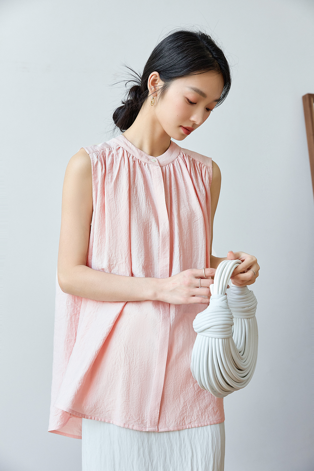 Lazy-Chic Sleeveless Oversized Shirt