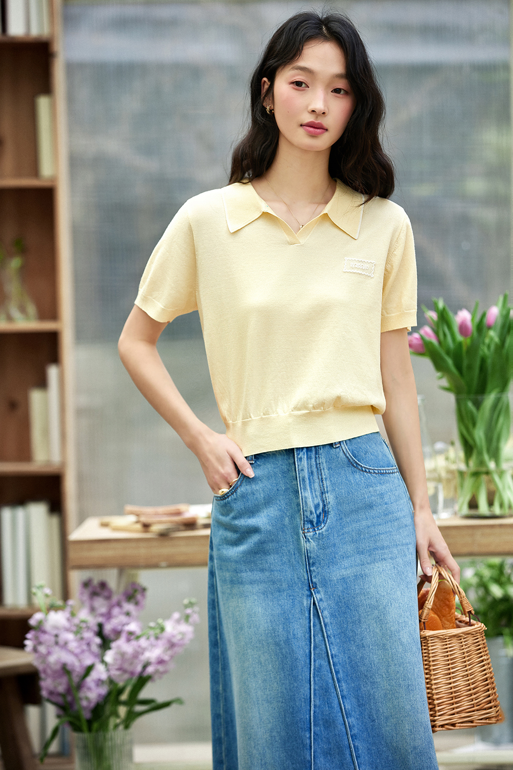 Lace-Trimmed Short-Sleeve Knit Top for Casual Chic-VIMLYSTORE