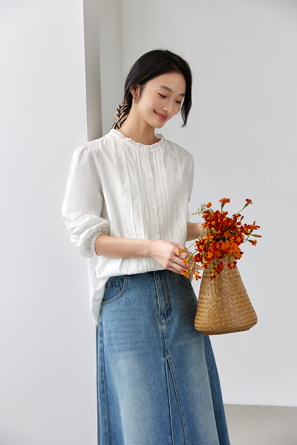 Peter Pan Collar Cotton Blouse with Lace Trim-VIMLYSTORE