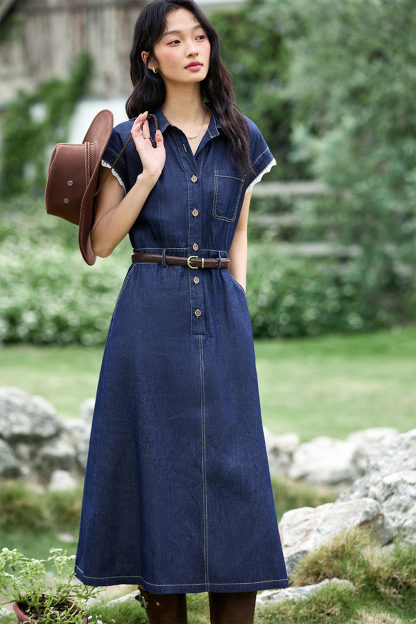 Retro Denim Dress with Lace Sleeves and Waist-Defining Silhouette-VIMLYSTORE