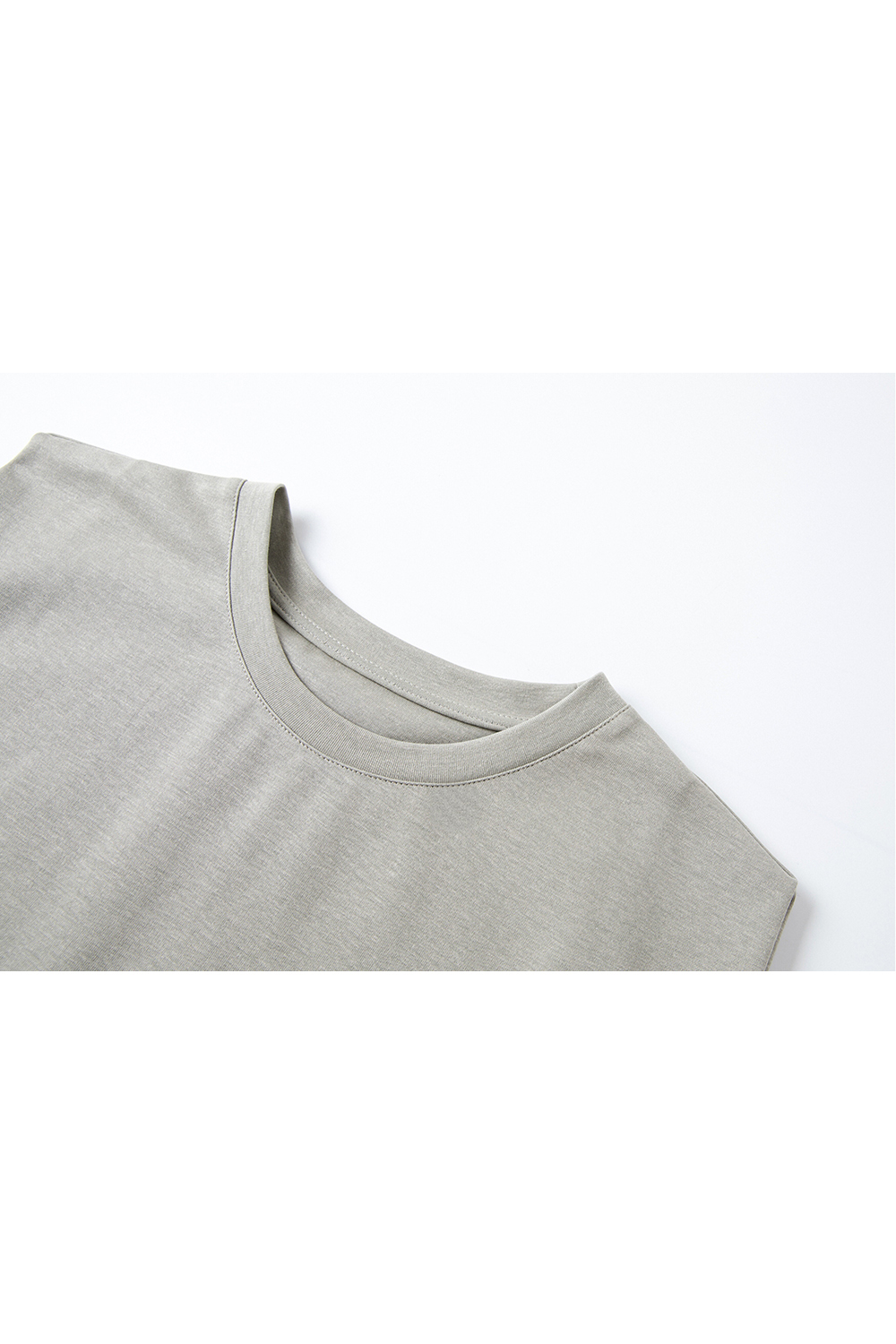 Simple Commute Sleeveless Round Neck Top with Skirt Set