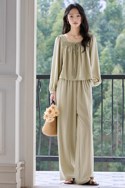 Retro Square-Neck Pleated Top with Wide-Leg Pants Set