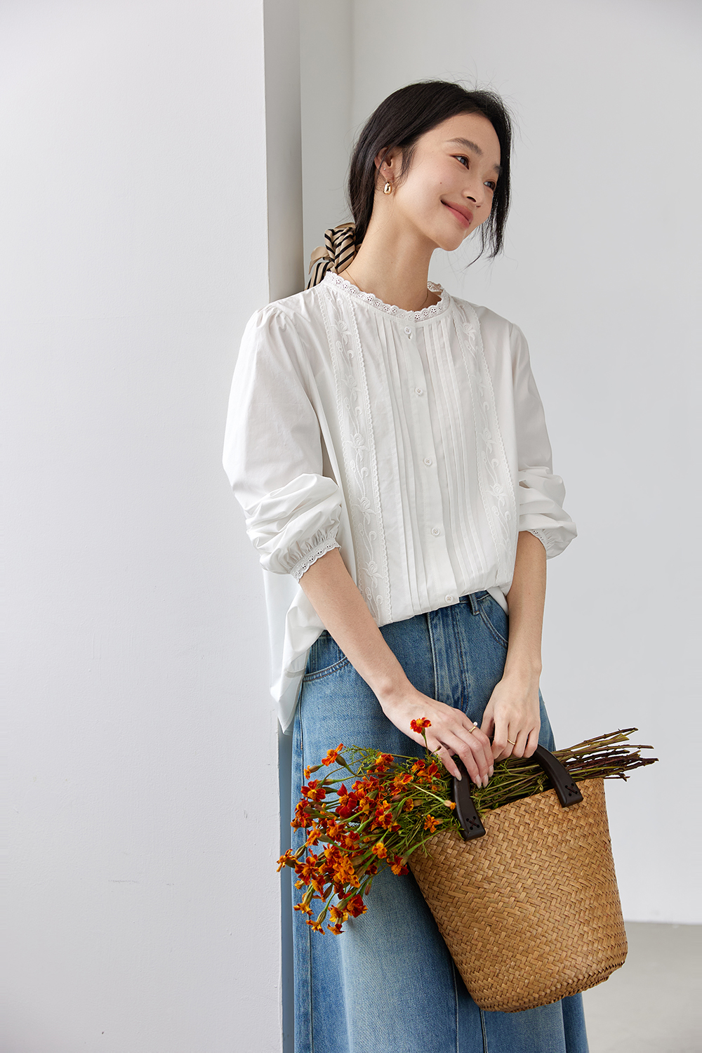 Peter Pan Collar Cotton Blouse with Lace Trim-VIMLYSTORE