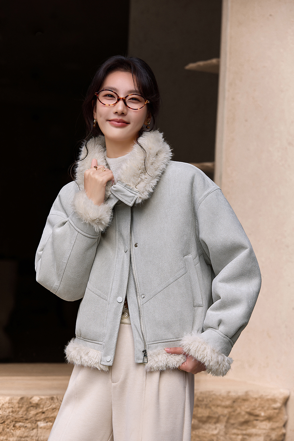 Fur Collar Shearling-Lined Short Coat