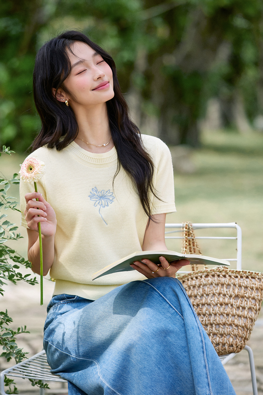 Flower Embroidered Loose Sweater-VIMLYSTORE