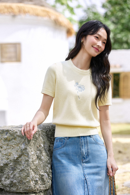 Flower Embroidered Loose Sweater