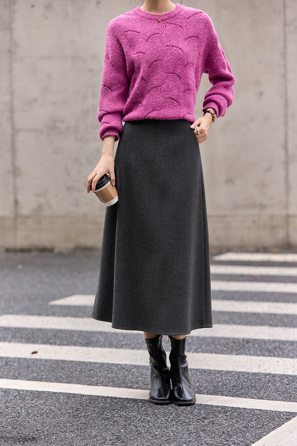 Elegant Light Wool Midi Skirt