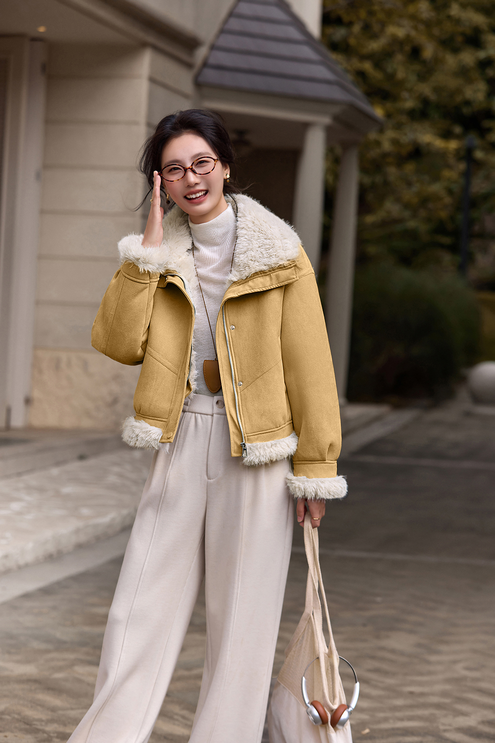 Fur Collar Shearling-Lined Short Coat