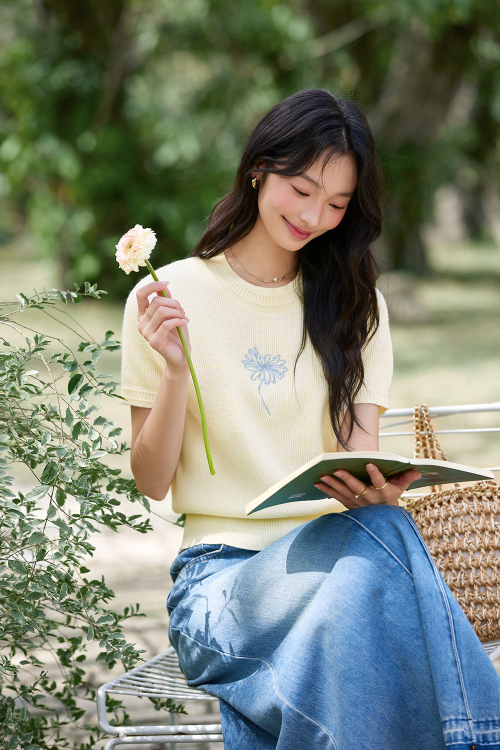 Flower Embroidered Loose Sweater-VIMLYSTORE