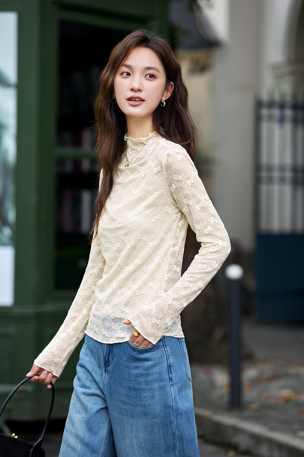 Slim-fit Layering Semi-turtleneck Lace Long Sleeve T-shirt-VIMLYSTORE