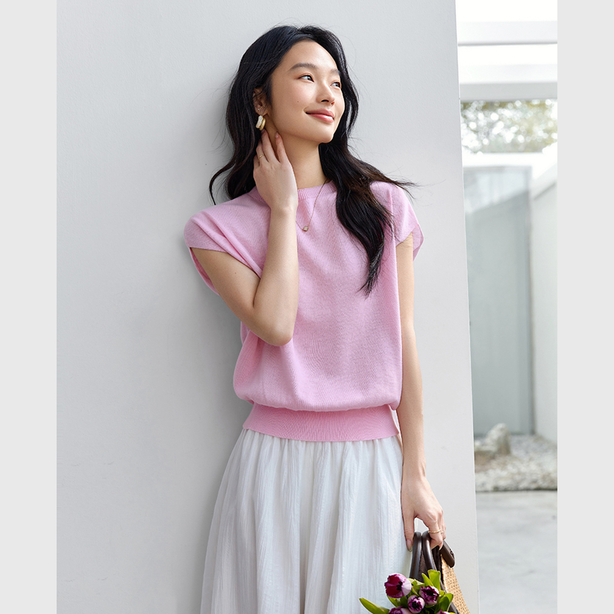 Sleeveless Round Neck Sweater