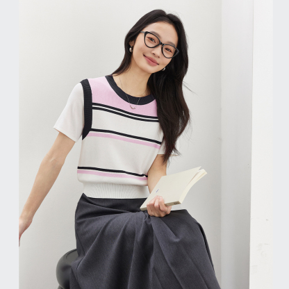 Contrast Striped Round Neck Sweater