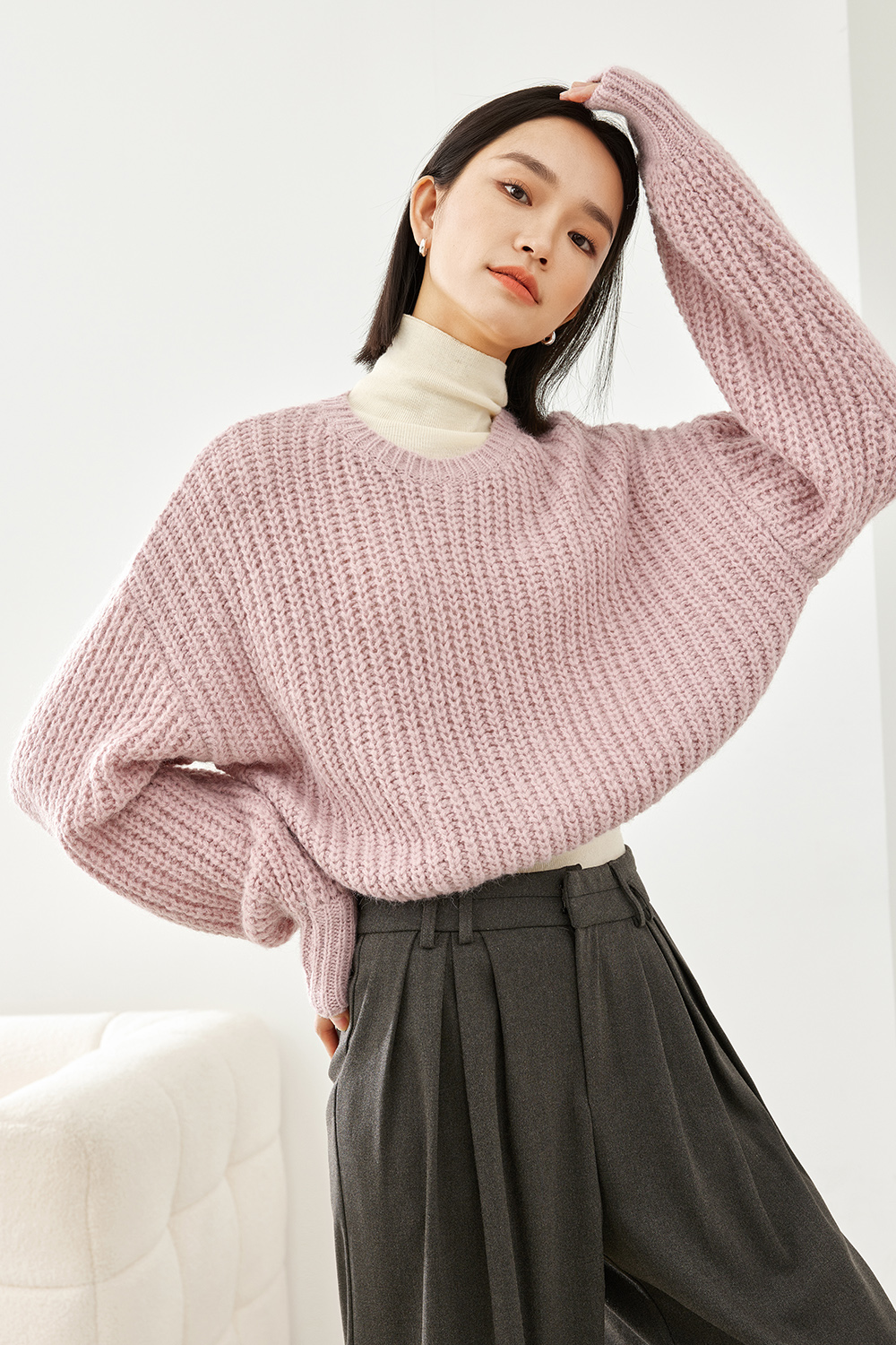 Loose Hollow Short Knit Sweater