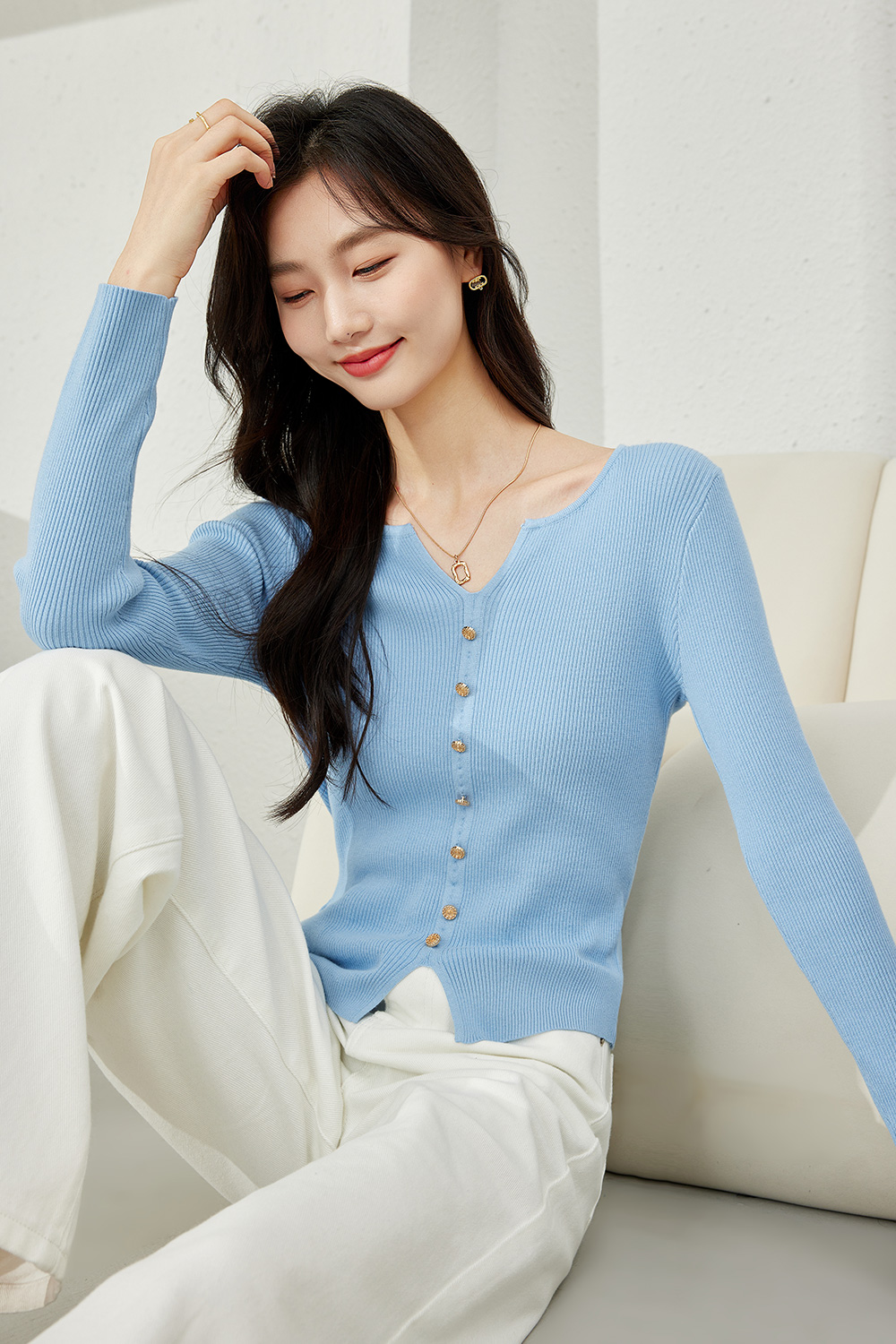 Thin V-neck knit Sweater-VIMLYSTORE