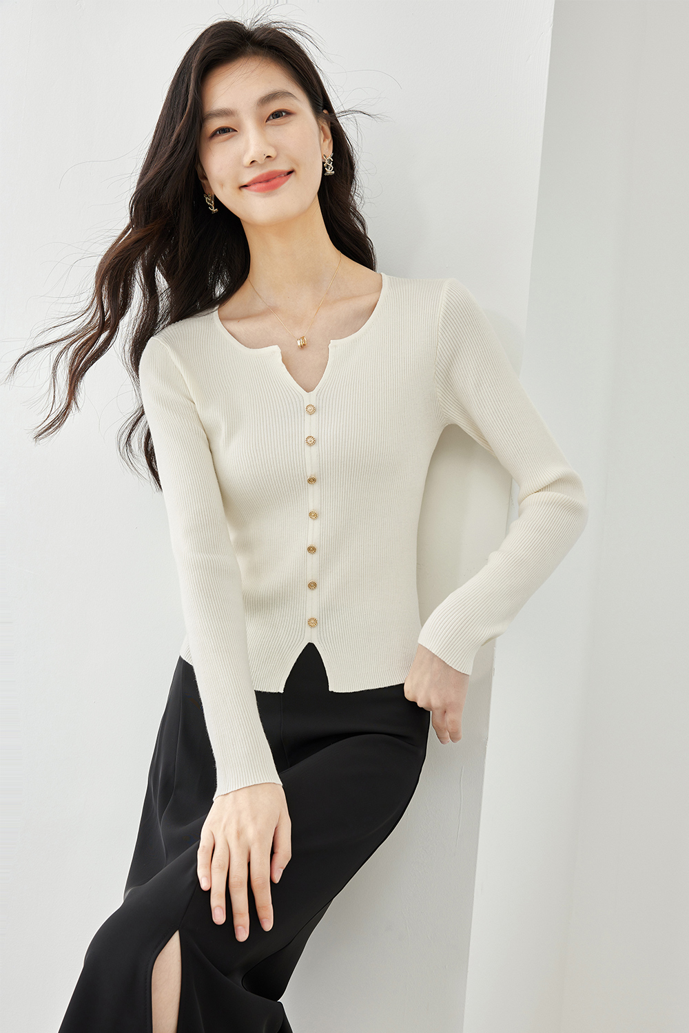 Thin V-neck knit Sweater-VIMLYSTORE