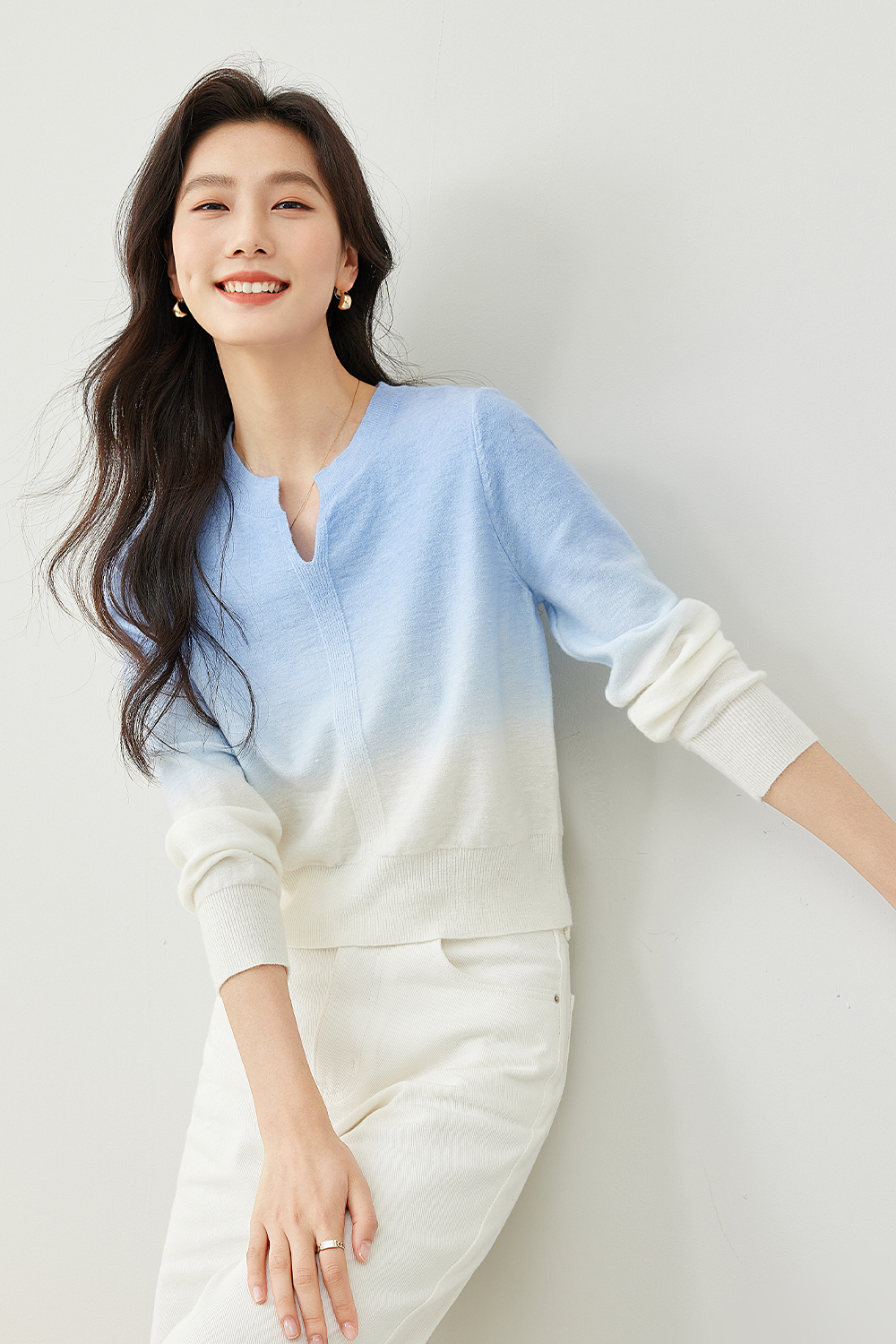 Crew Neck Gradient Knitted Sweater-VIMLYSTORE