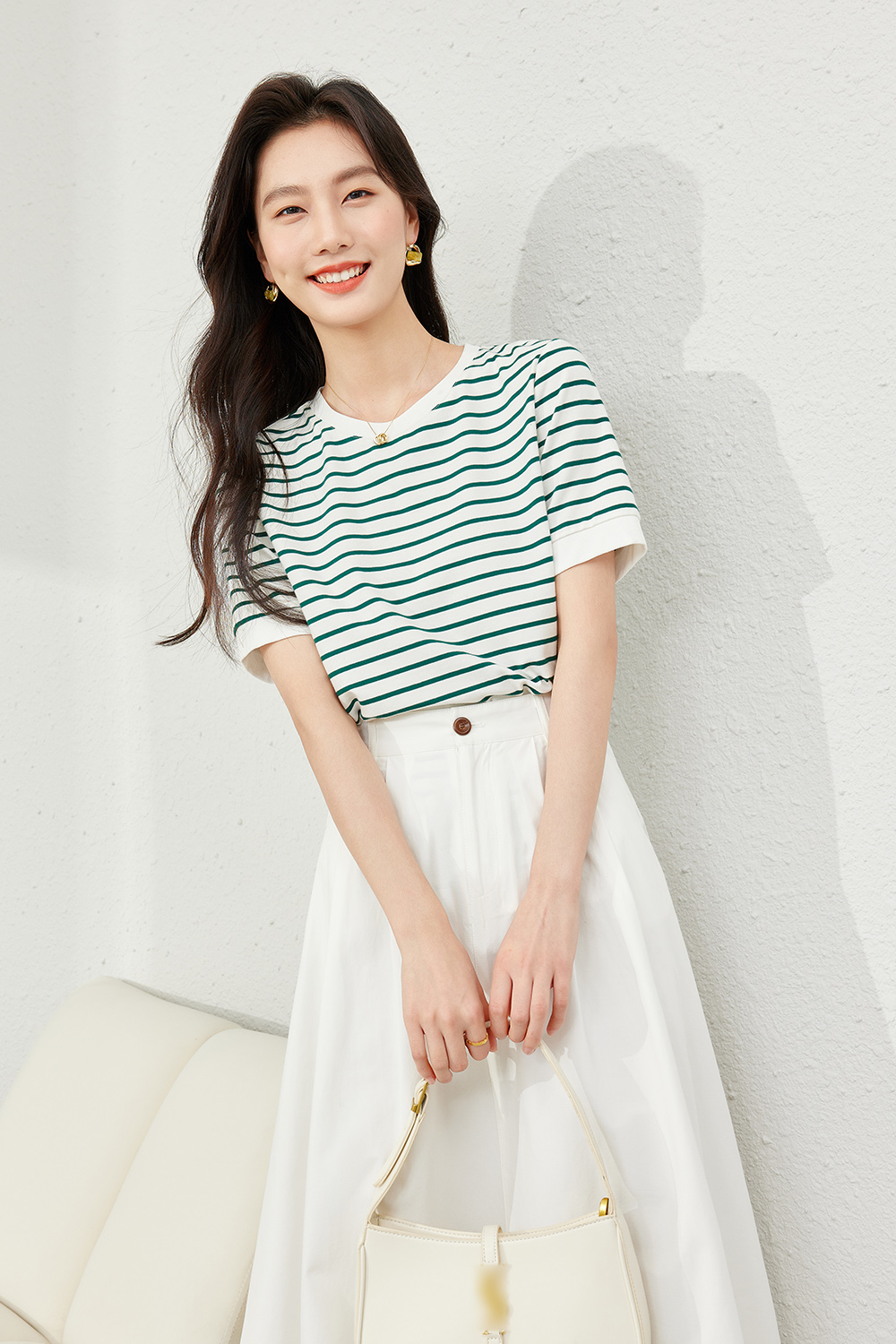 Minimalist Striped Round Neck T-Shirt-VIMLYSTORE