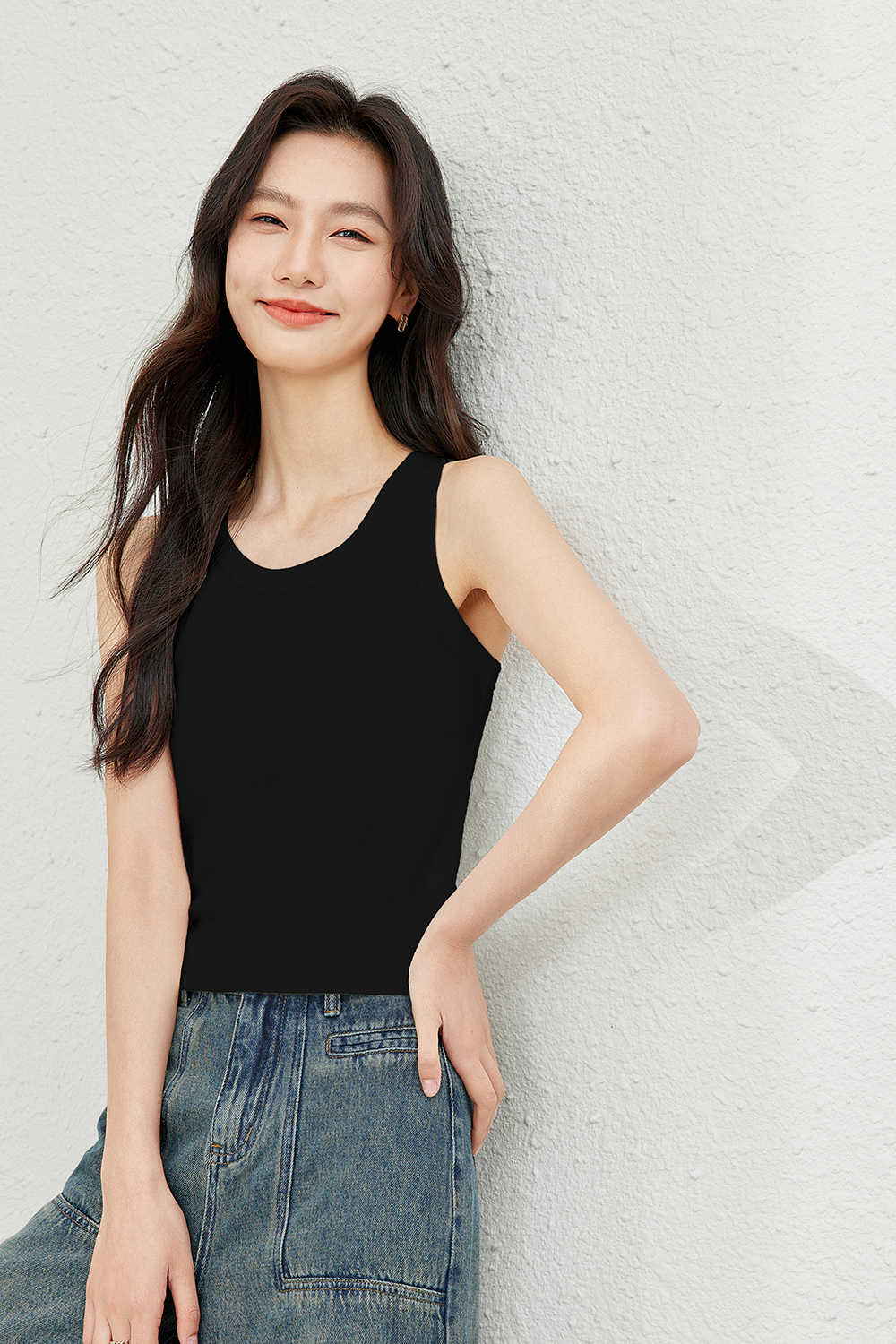 Crew Neck Knitted Vest